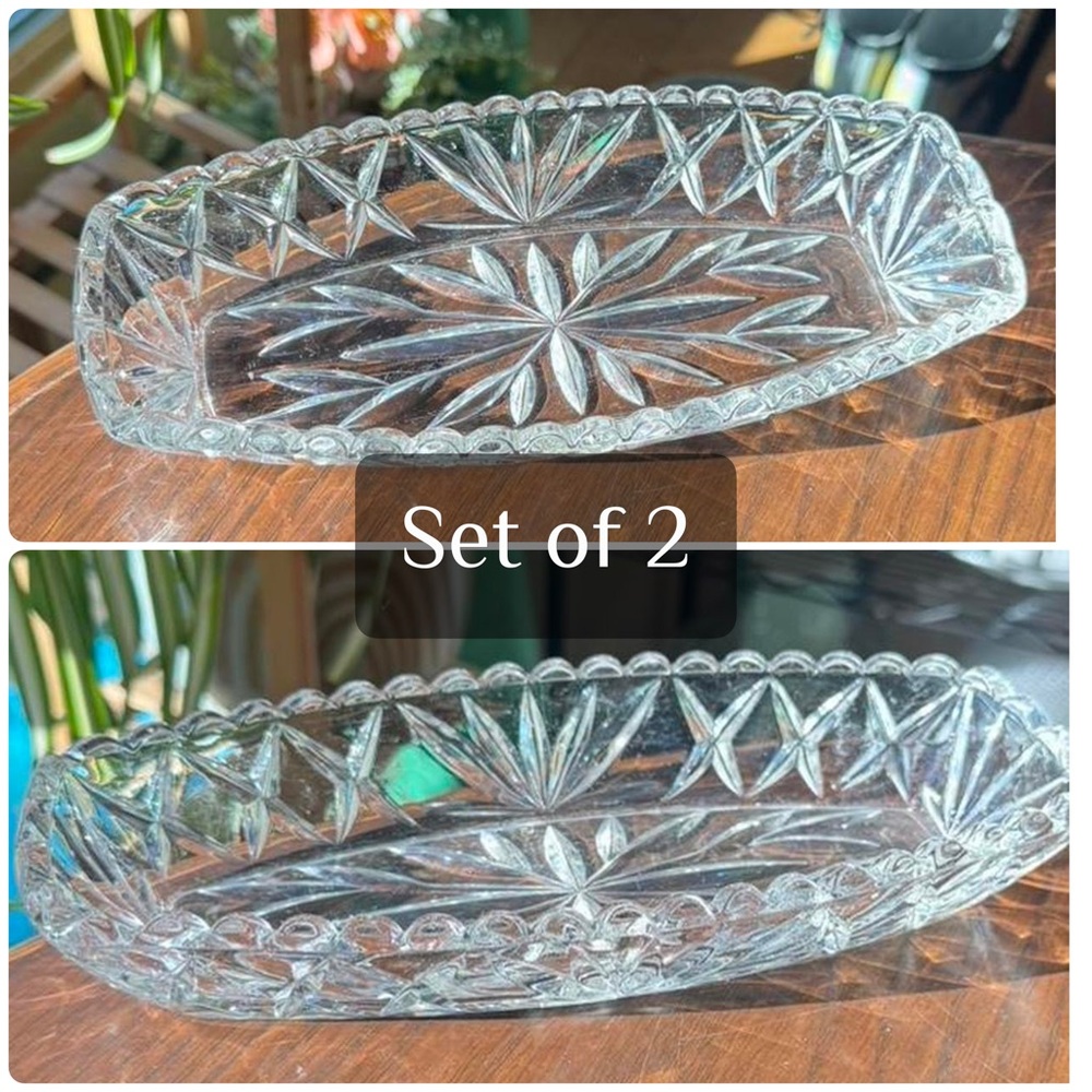 Set of 2 Vintage hazel-atlas dishes
